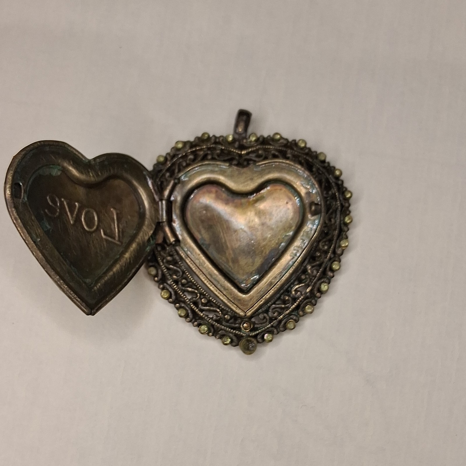 Heart Photo Locket Pendant, Silver Tone Metal, Green Round Crystal, Love Theme