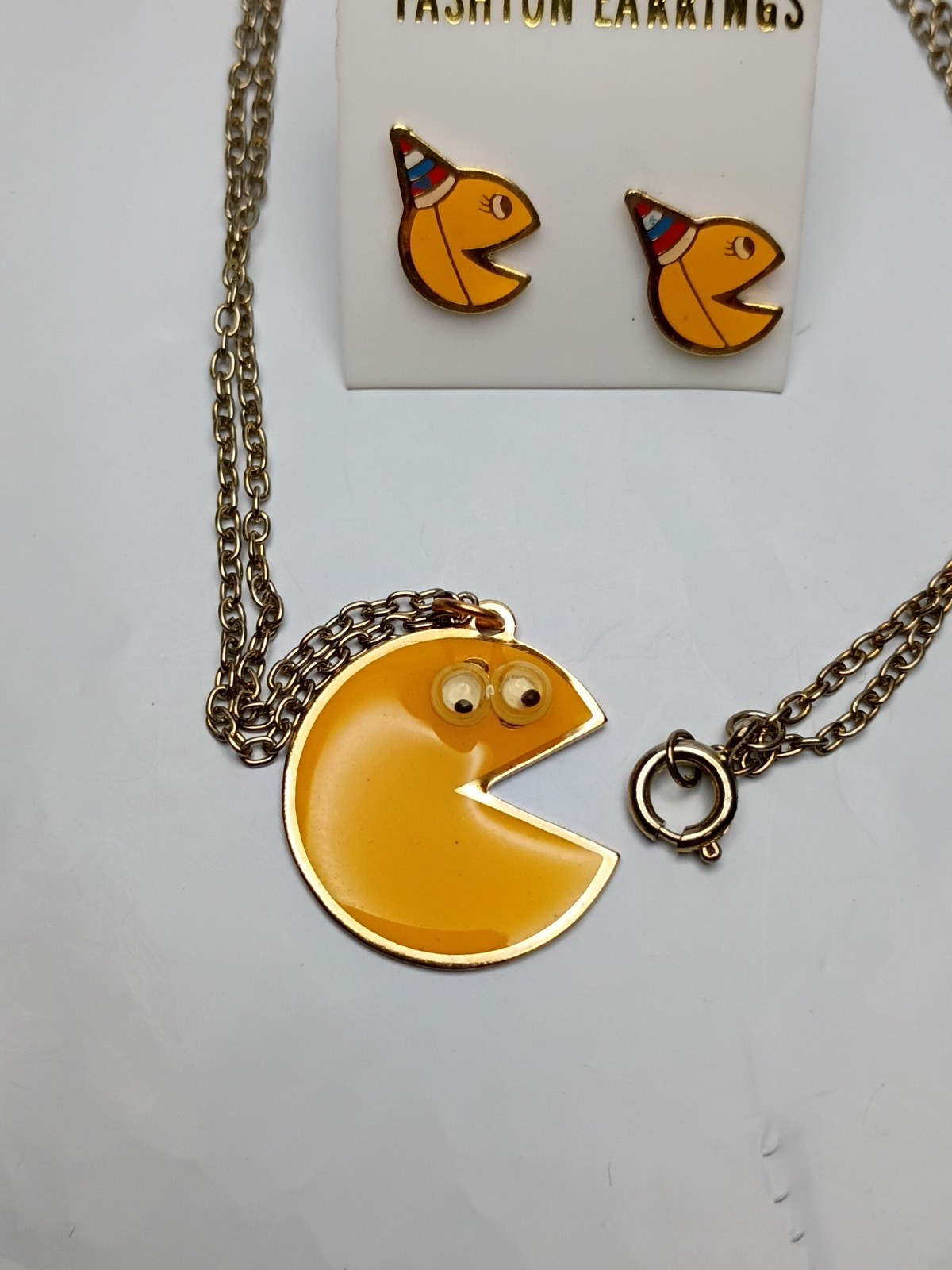 Vintage NOS Mrs Pac-Man Birthday Metal Stud Earrings Mr Pac Man Necklace Googly