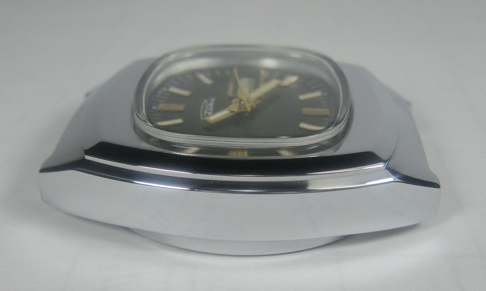 Vtg RAKETA NEW Case + Strap S/Steel 2628H Soviet Classic 19j Wrist Watch 1970s
