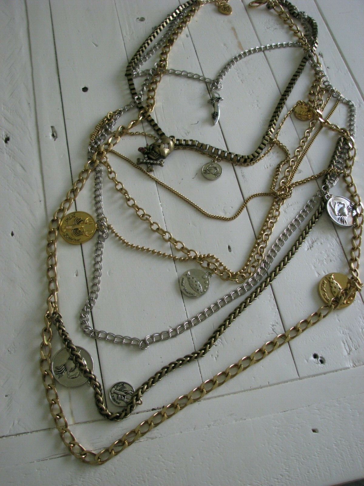 VINTAGE BETSEY JOHNSON PIRATE SKULL DAGGER NAUTICAL LONG CHAIN NECKLACE~RARE