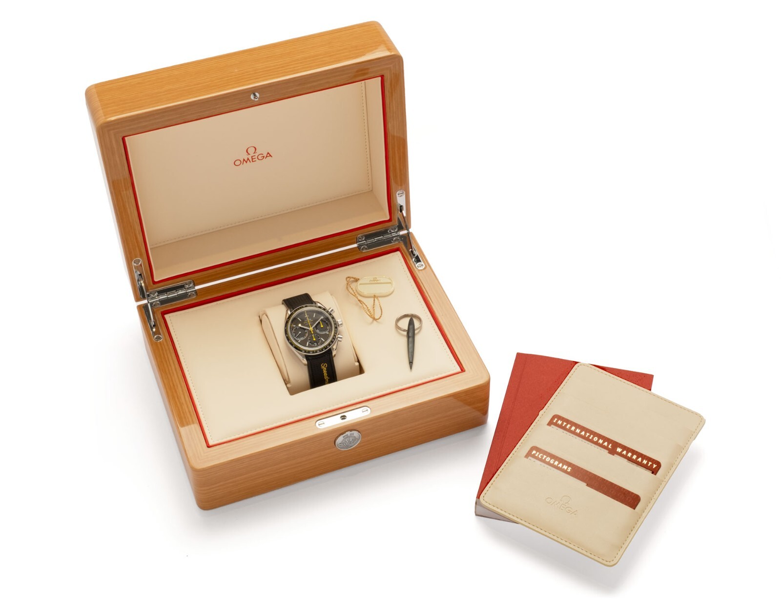Omega Speedmaster Racing 40 mm 326.32.40.50.06.001 Box Papers, 2016
