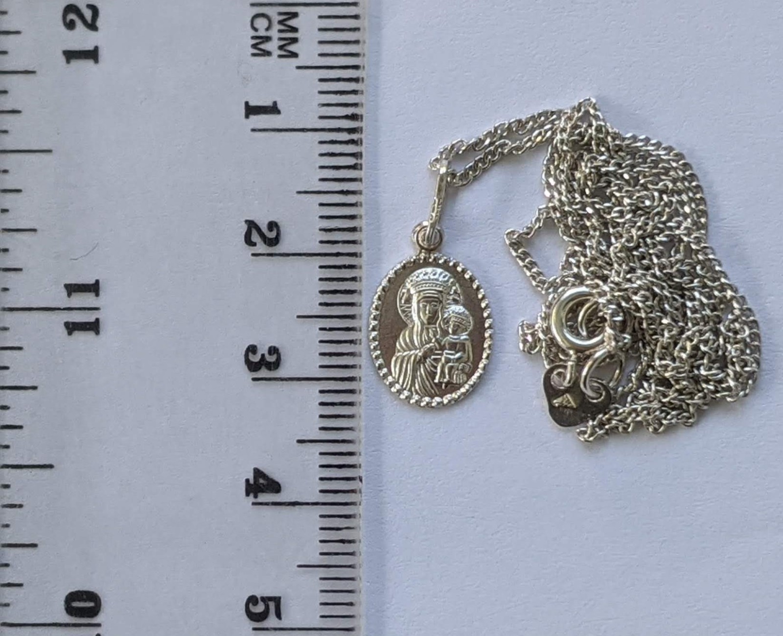 Orthodox icon amulet Virgin Mary Madonna, chain 51 cm. 925 silver. Weight 7.84 g