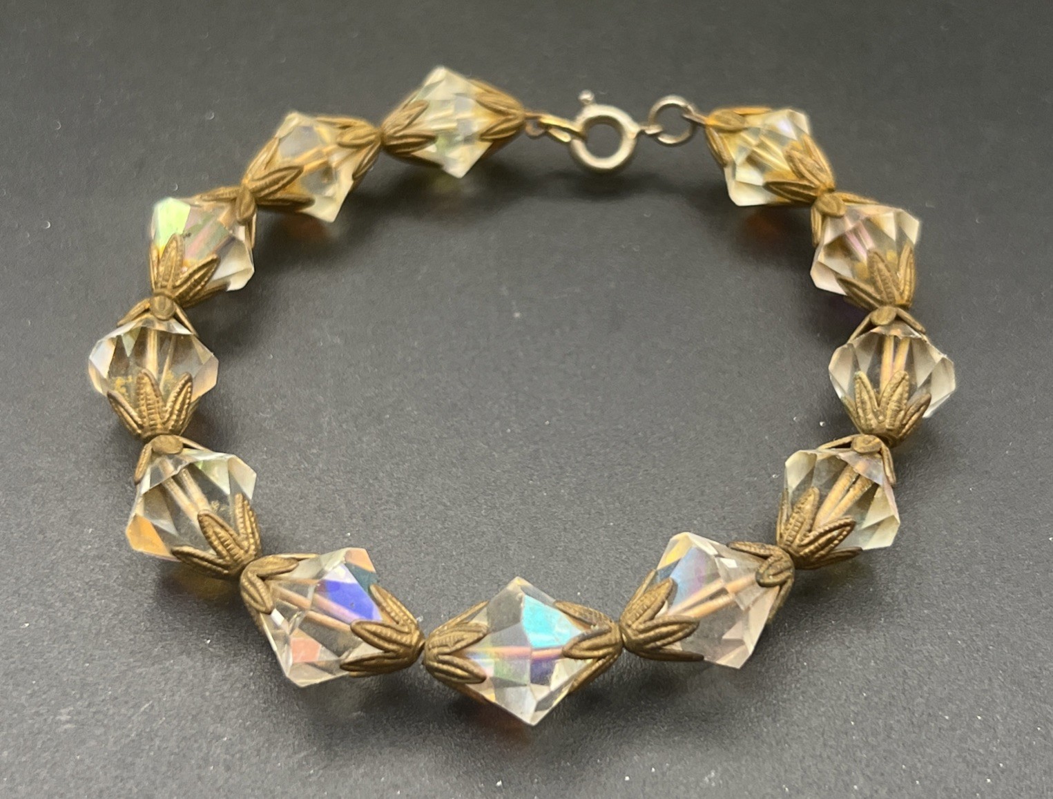 Vtg Wire Diamond Faceted AB Coated Crystal Beads W/Gold Toned End Caps Bracelet