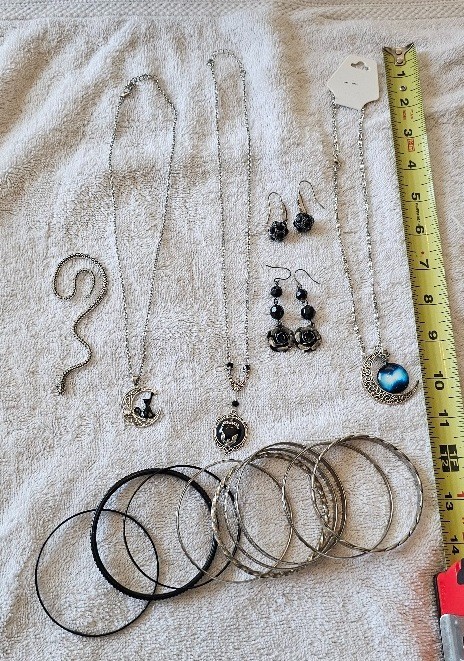 LOT Bundle of Goth Gothic Emo Fashion Jewelry Bat Cat Snake Black Roses Mystical