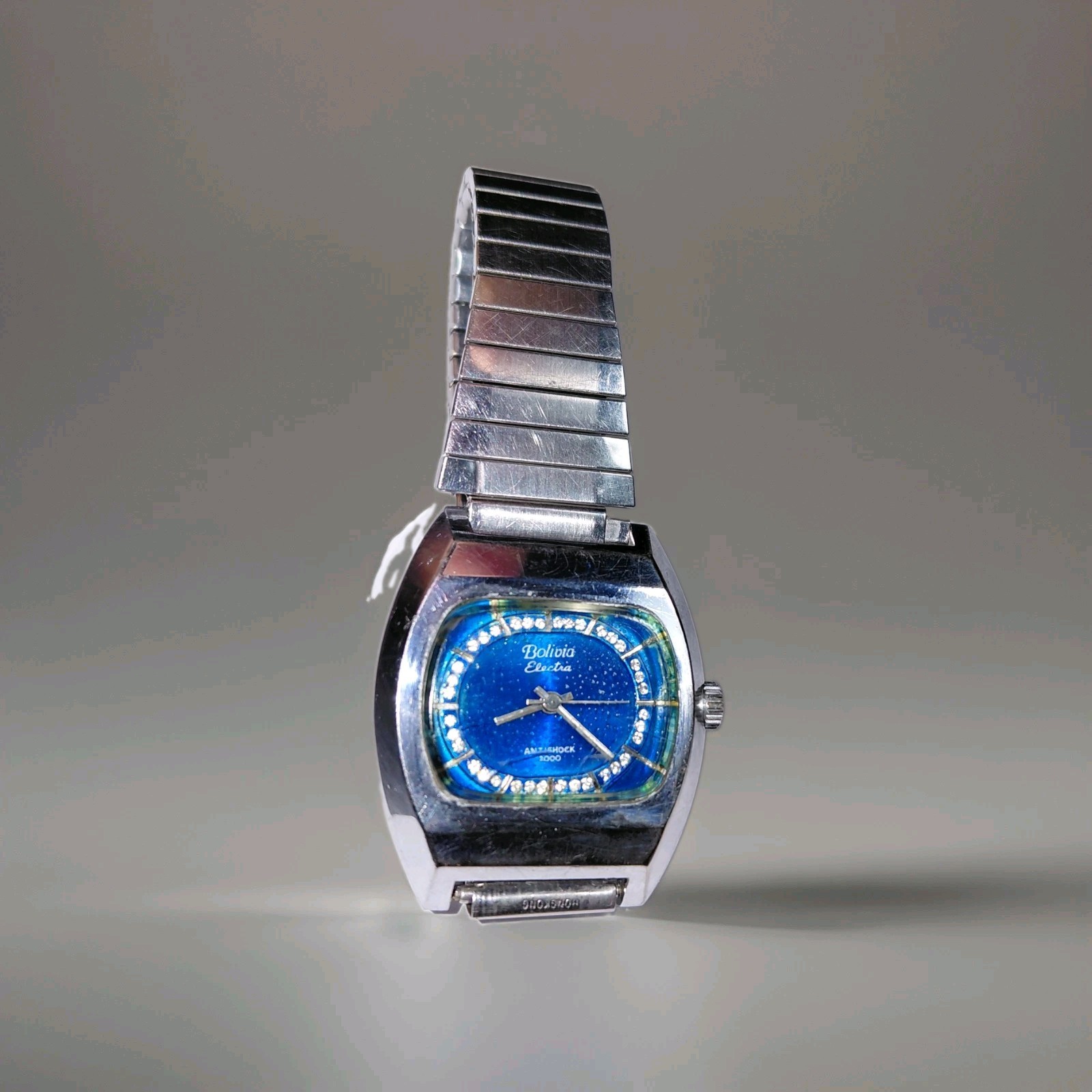 Mens Bolivia Manual Wind Wristwatch. #3355