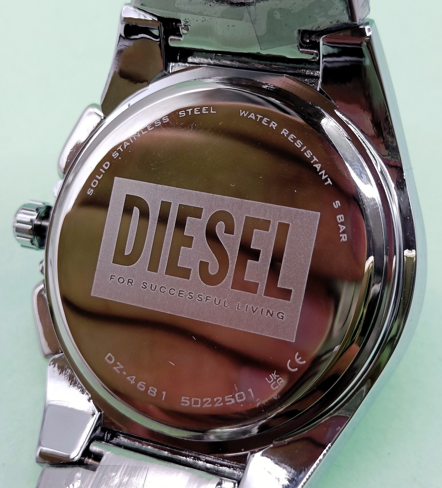 Fantastic Diesel Mercurial Date Indicator Chronograph Quartz Men’s Wrist Watch