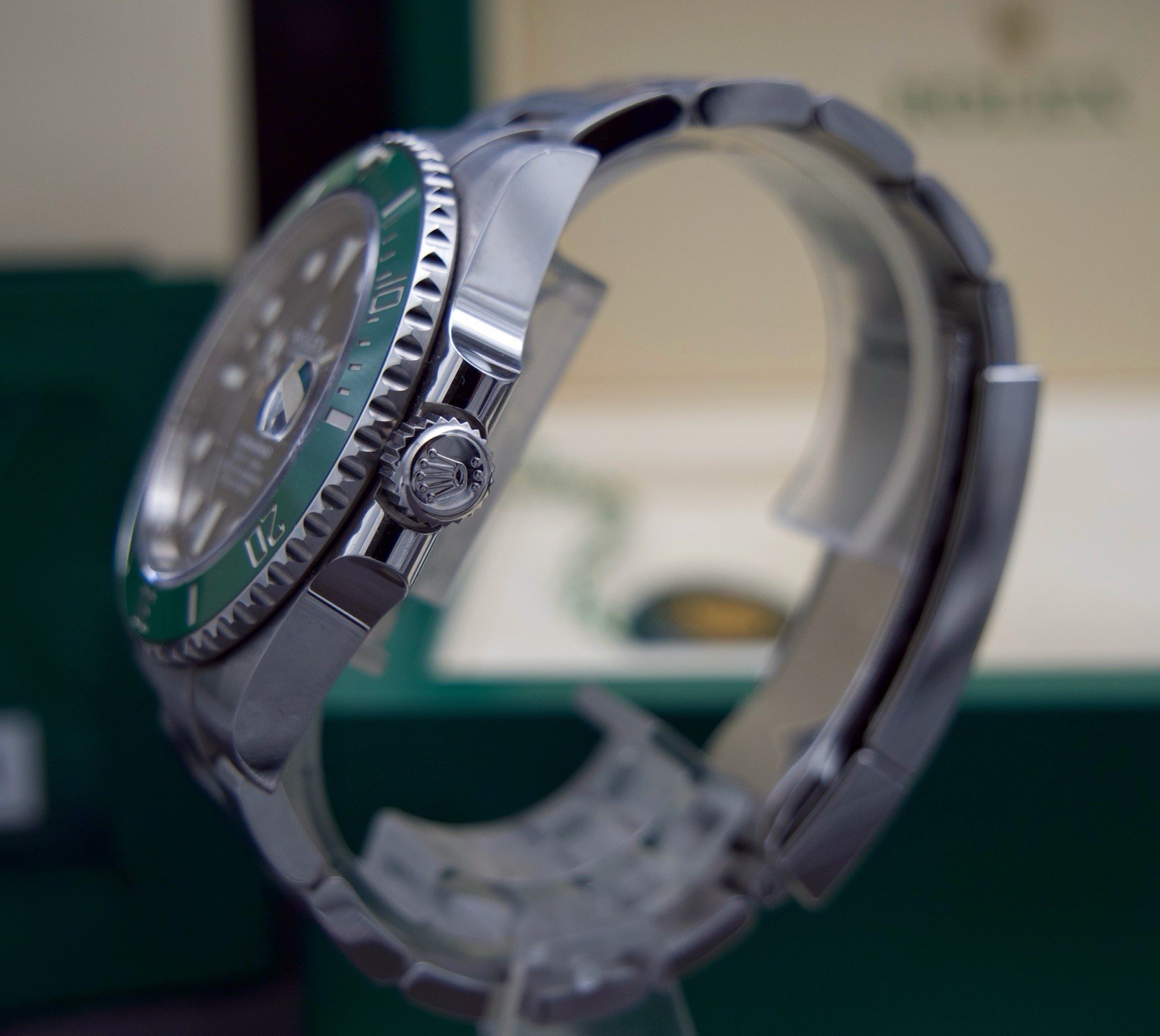 🟢 Rolex Submariner 126610LV “Starbucks / Cermit” – 41mm – MINT – Box & Papers
