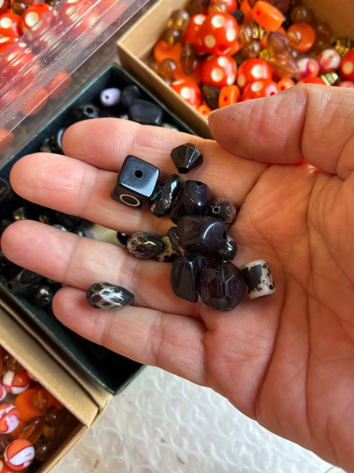 Halloween Orange Black Plastic Bead Mix 2 lb Bulk Lot 6-15mm Center Drill DIY