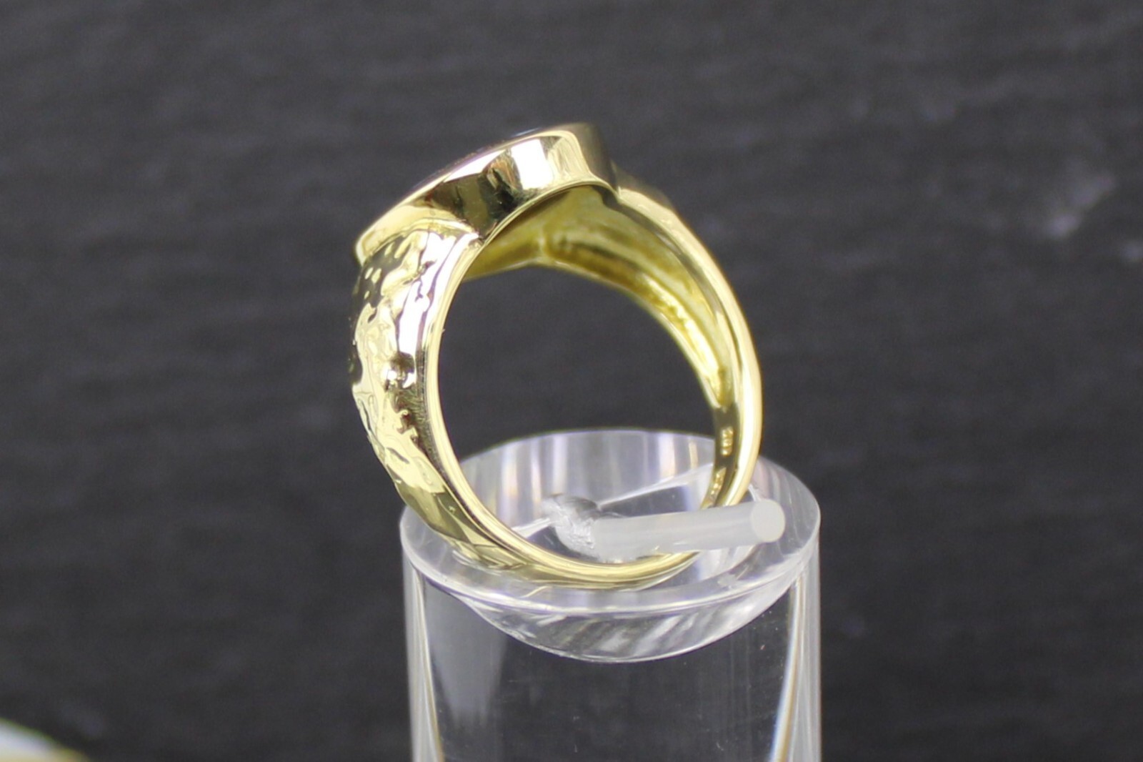 Opal Ring, 18ct Yellow Gold 750 Opal Ring, Australia