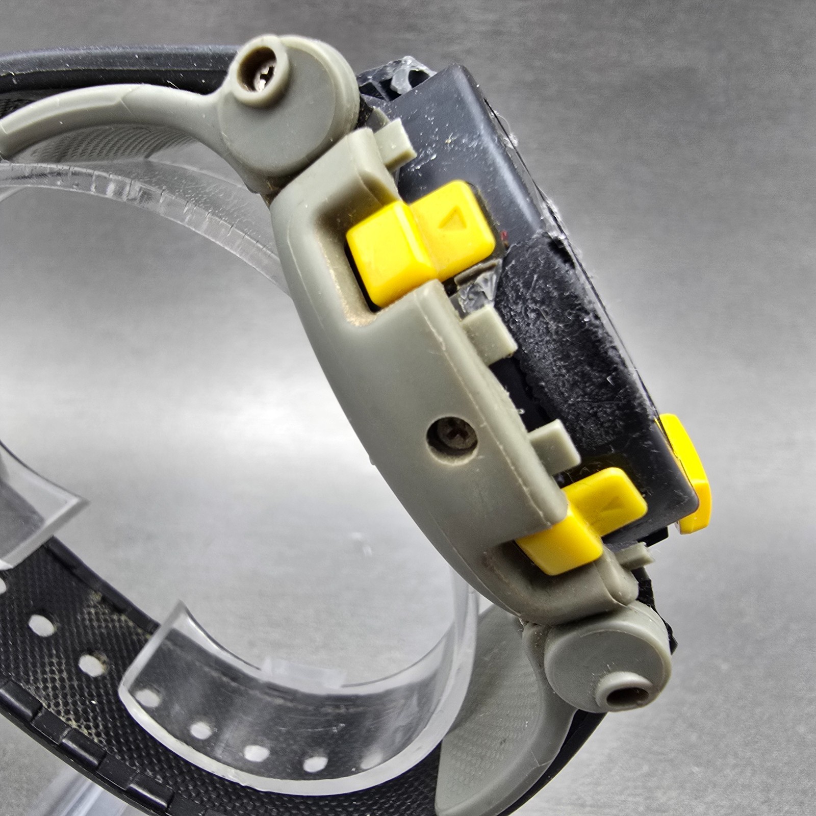 Casio G-Shock DW-002 Watch Men 48mm Black Yellow Gray Alarm Chrono New Battery