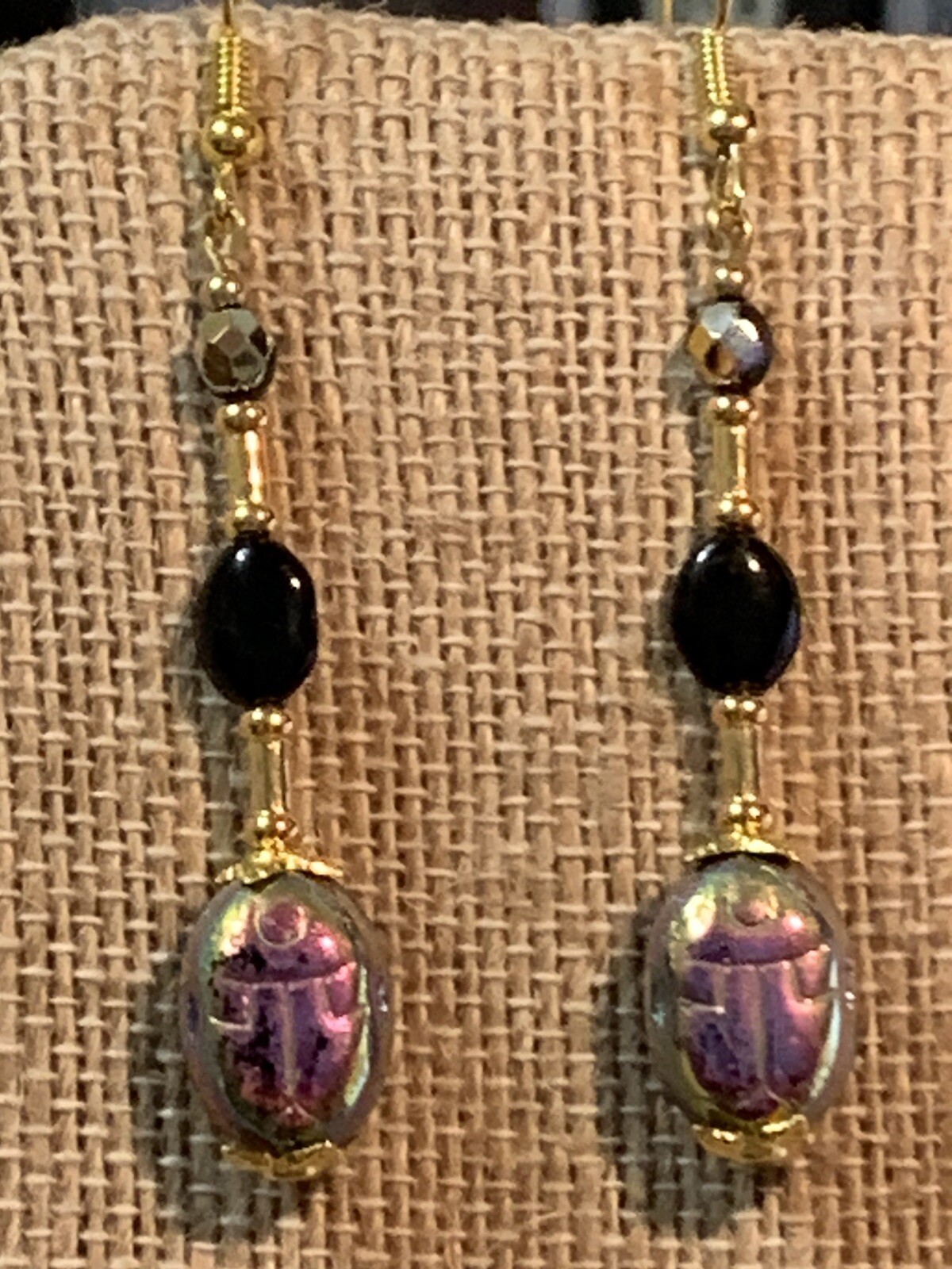 NEW ITEM*VTG.CZECH JET/ROSE GOLD AURORA IRIDESCENT CRYSTAL EGYPT SCARAB EARRINGS