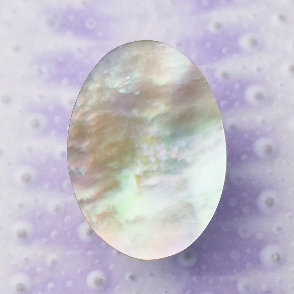 13.45 mm Blue Mabe Pearl Oval Iridescent Cultured in Sumbawa Indonesia 0.60 g