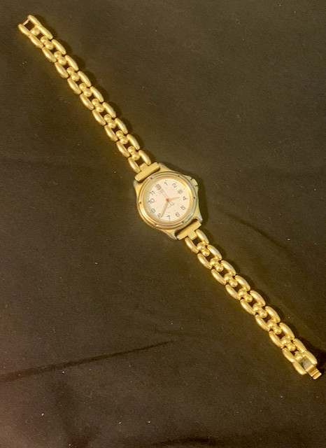 Citizen Ladies Gold-tone Watch w Link-bracelet-style band, circa 1985- 1995