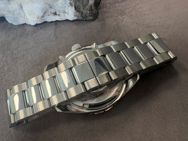 Clogau Welsh Stainless Steel Brenig Wrexham AFC Watch 20cm Football Wales