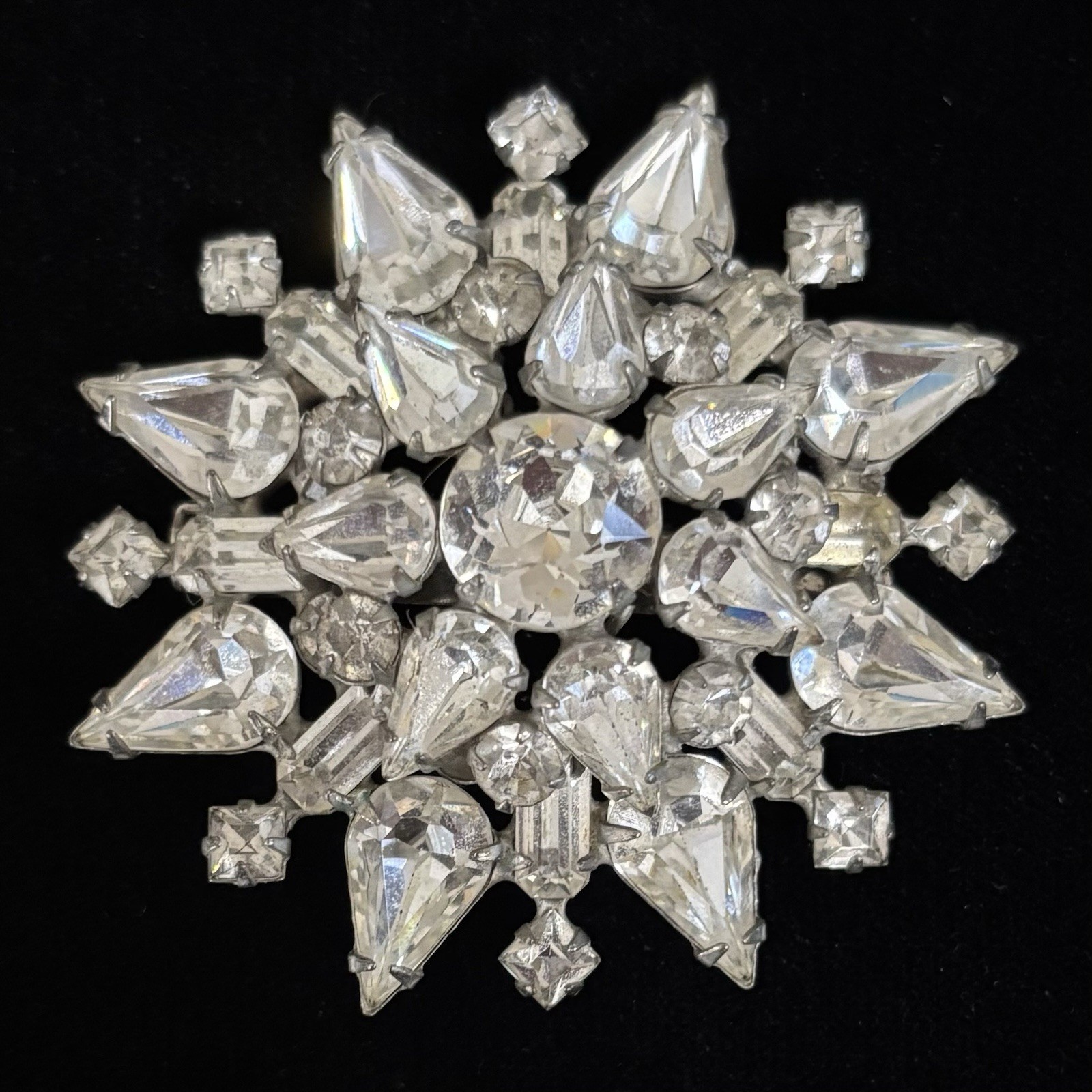Vintage Juliana Style Clear Rhinestone Brooch Layered Starburst 5cm
