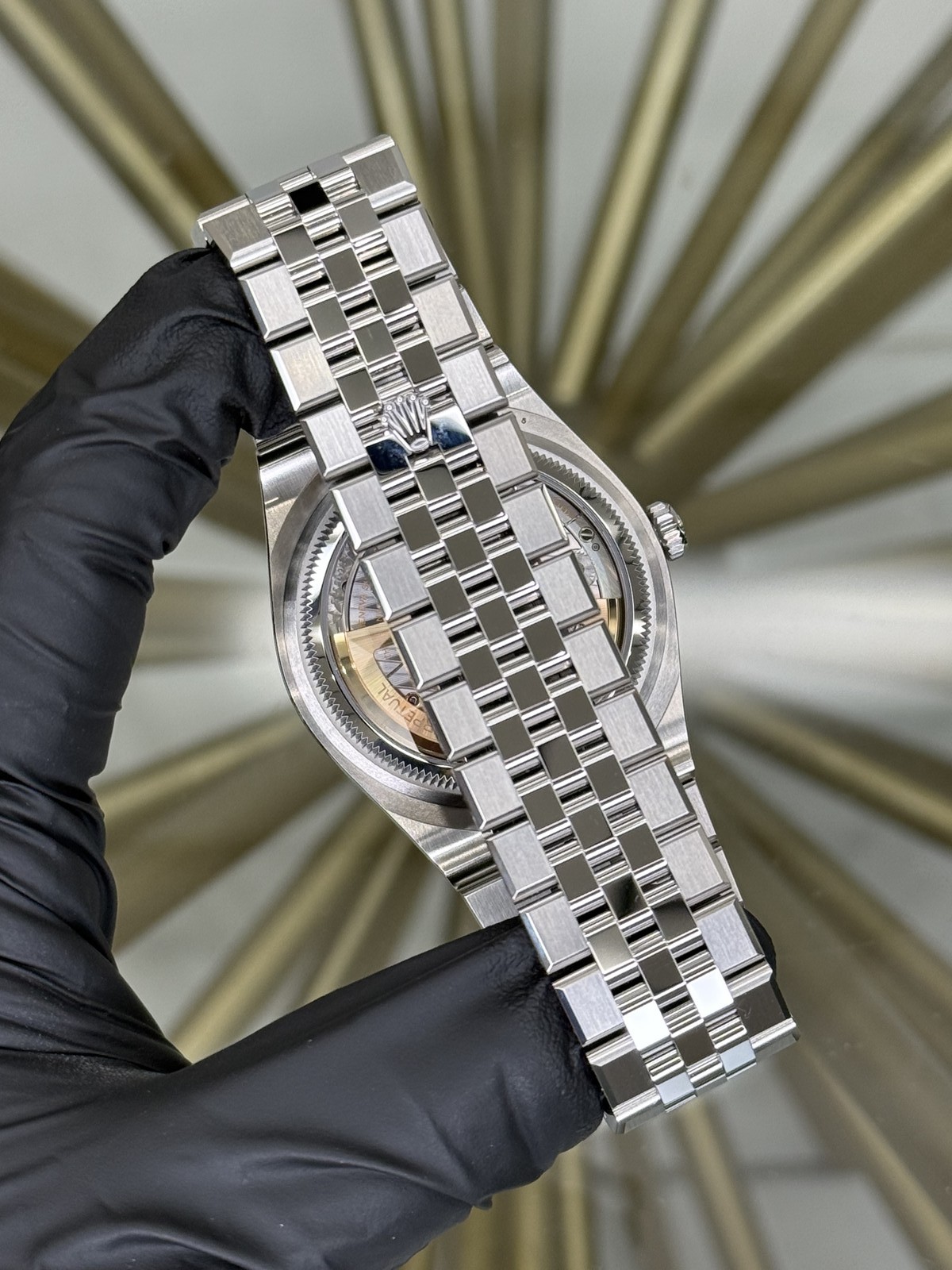 2026 Rolex Land-Dweller 40 White Honeycomb Dial on Flat Jubilee 127334 Card
