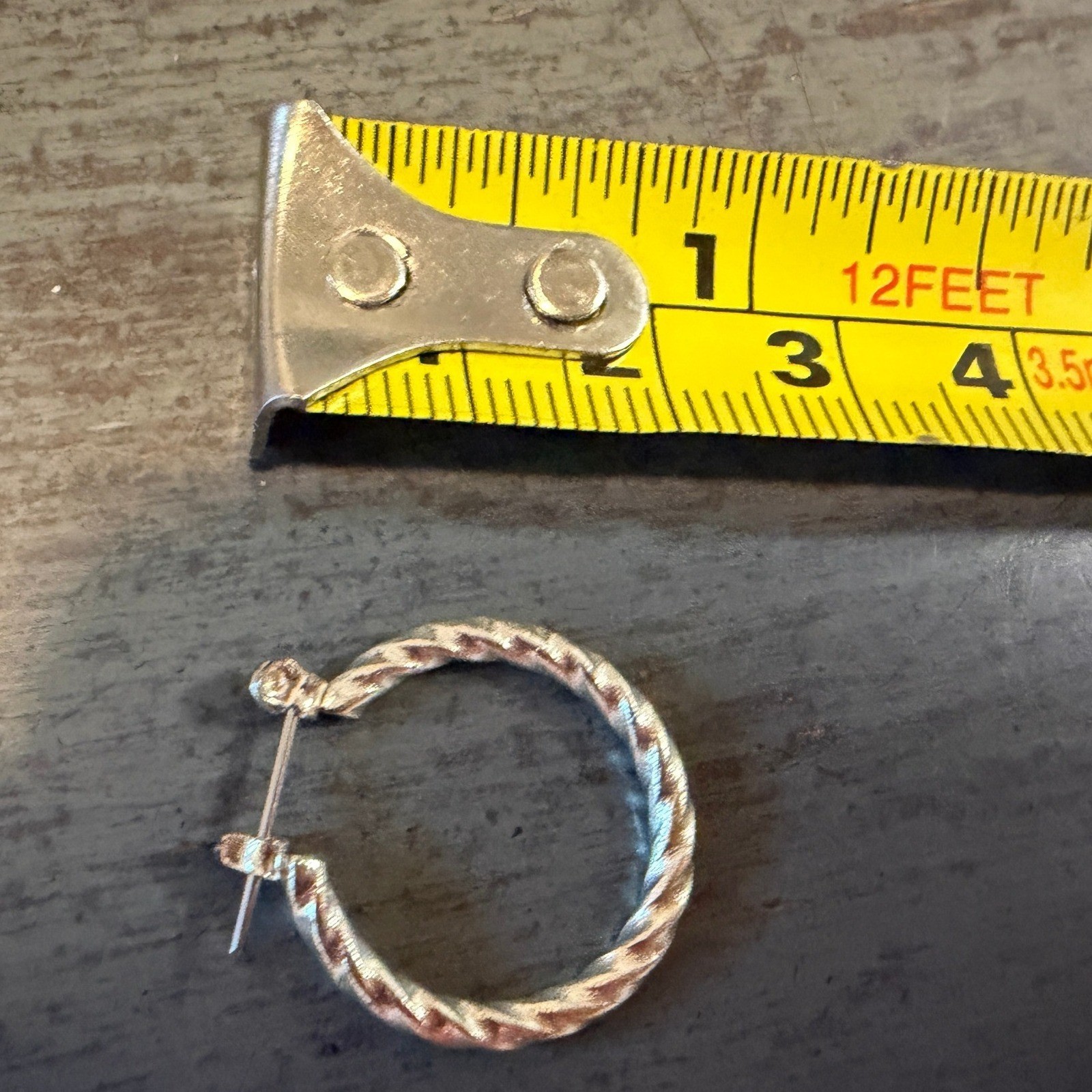 vintage Silver Tone Twisted Rope Hoop Earrings Textured Latch Back Hoops