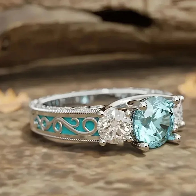 Fashion Inlaid Light Blue Zircon Women’s Ring Zinc Alloy Customized Jewelry