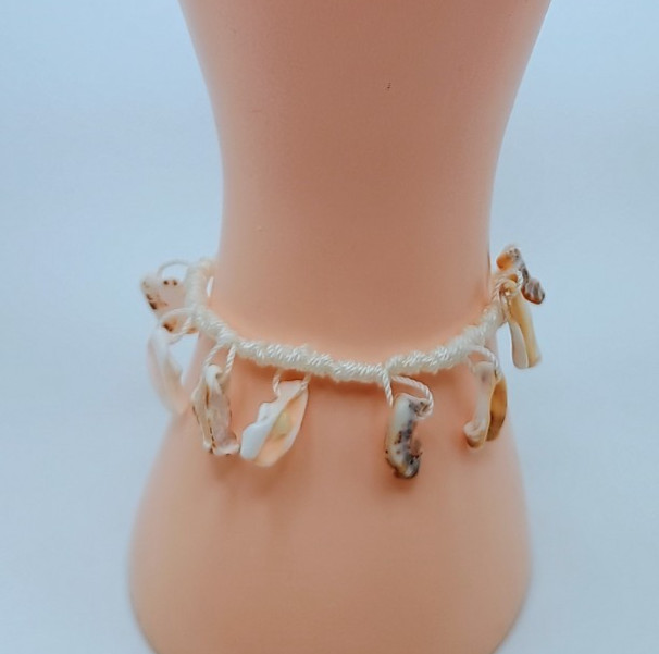 Handmade Macrame Anklet with Natural Mother-of-Pearl Shells