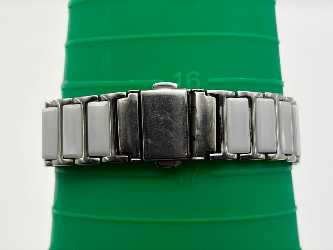 Aureole Quartz White Dial Wristwatch