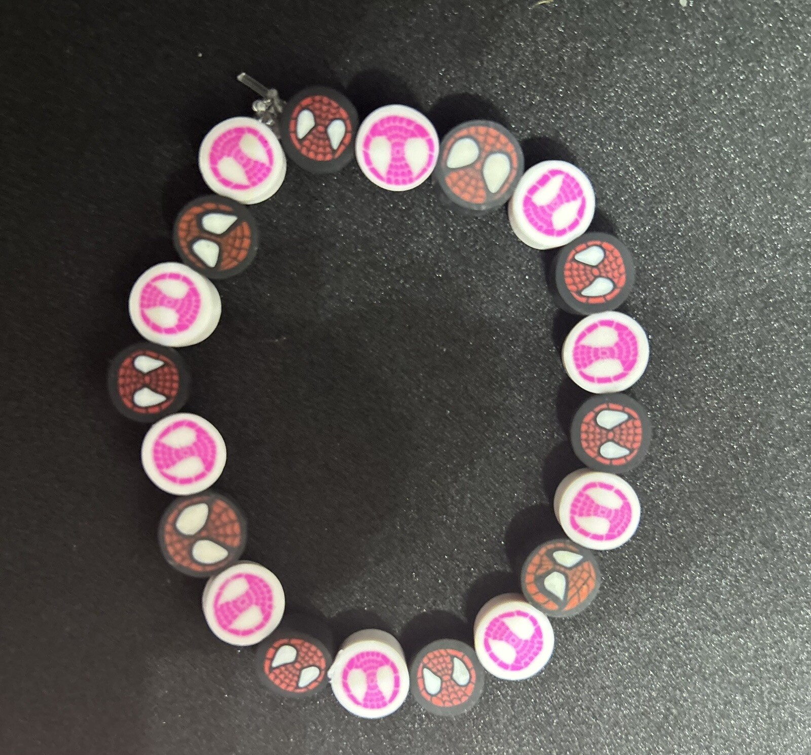 Spiderman & Gwen Stacy (Superhero) Heishi Bracelet