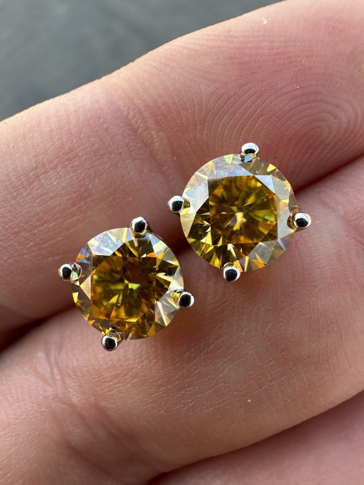 Real Canary Yellow Moissanite Screwback Stud Earrings 925 Silver 3-8mm Pass Test