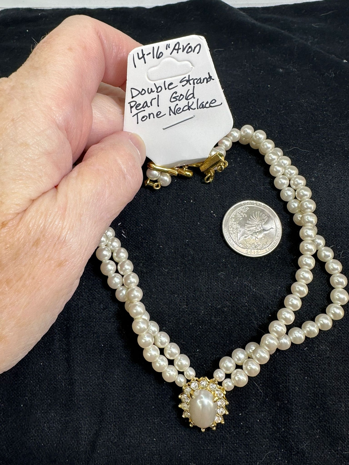 Necklace 14/16″ Pearls 2 Strand w Flower Center Piece AVON Vintage M-6713