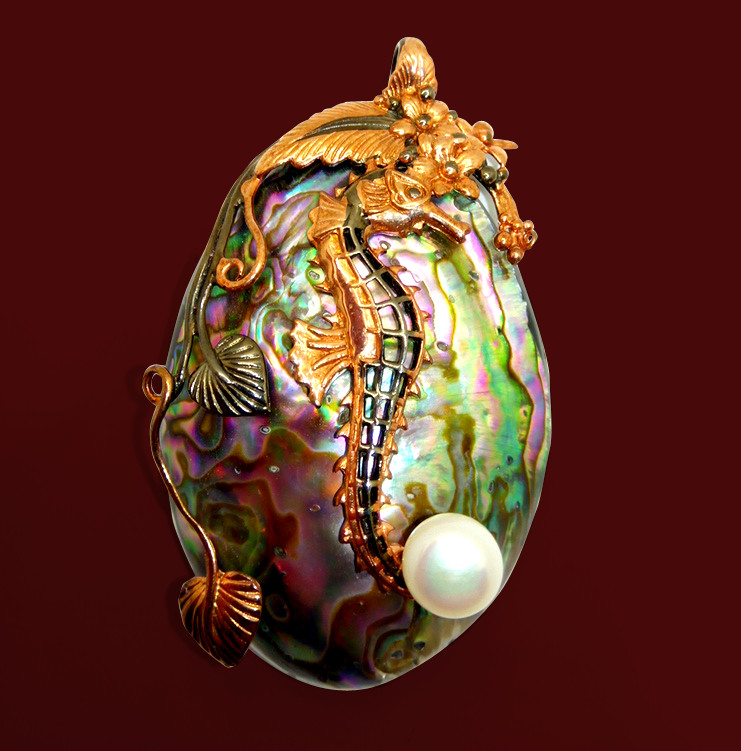 🔥🔥🔥Magnificent Mother of Pearl Seahorse Pendant in Silver & Rose Gold – UNIQUE