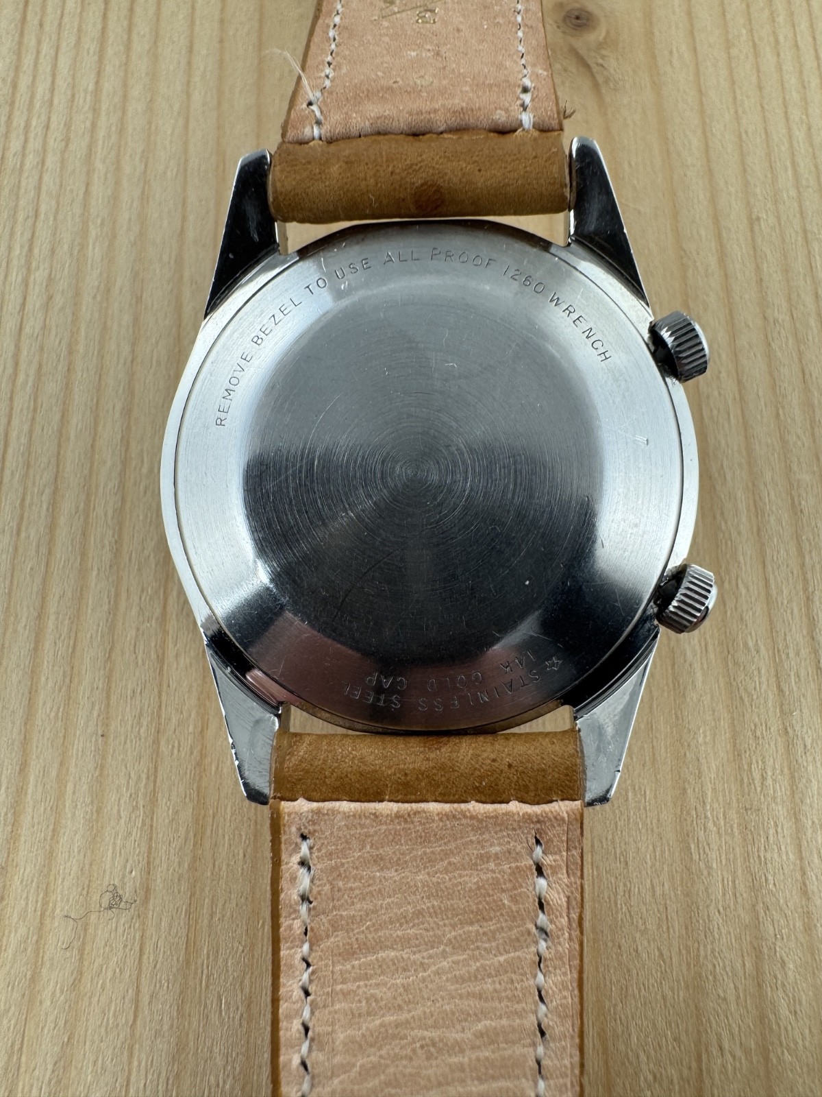 LECOULTRE MEMOVOX ALARM DATE STAINLESS STEEL AND GOLD-CAP 35MM HAND-WIND RARE!