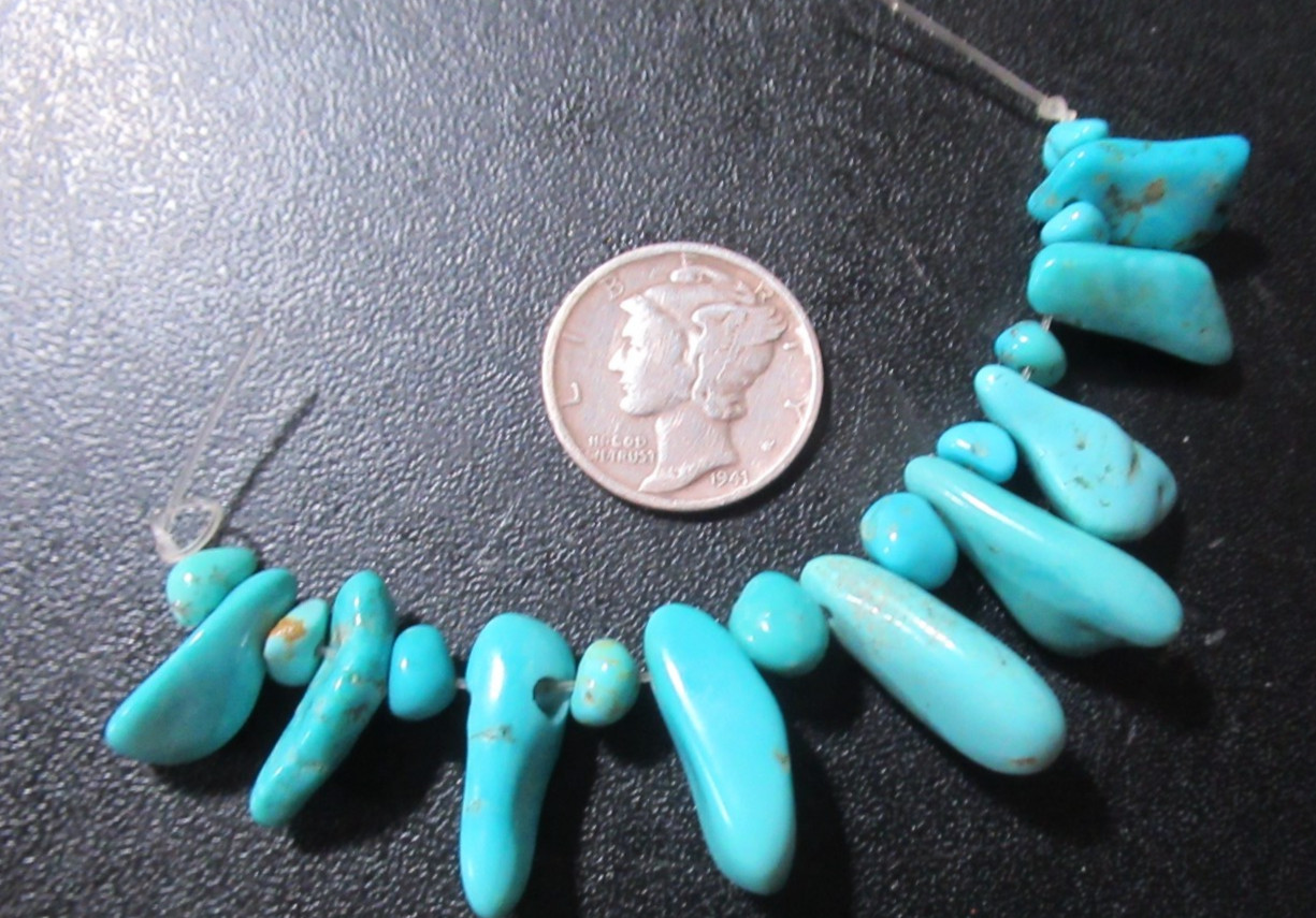 9 KINGMAN TURQUOISE PENDANTS 13mm to 17mm & 10 SM NUGGETS 5mm to 7mm 50tcw #888
