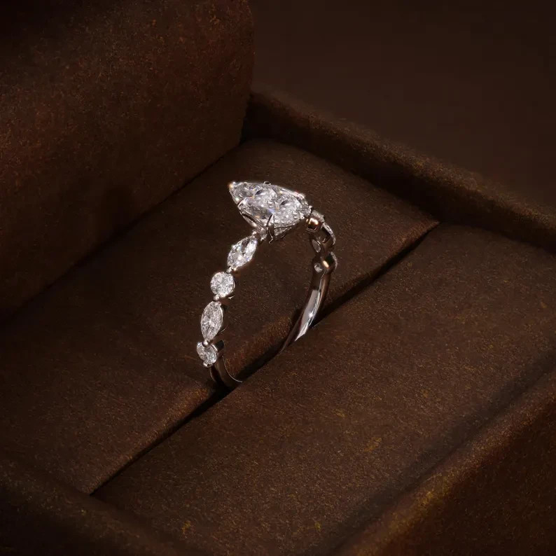 9K White Gold Pear Shape 1.77CT Lab Grown Diamond FG VVS-VS Elegant Bridal Ring