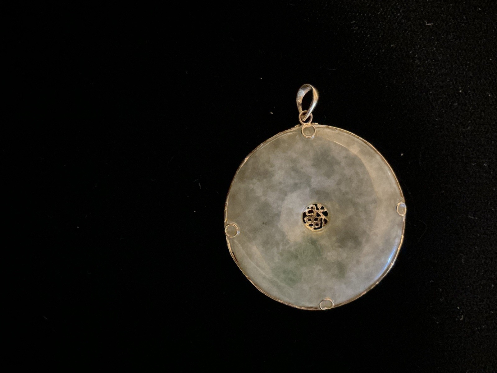 Jade Pendant 14kt Gold 11.7g