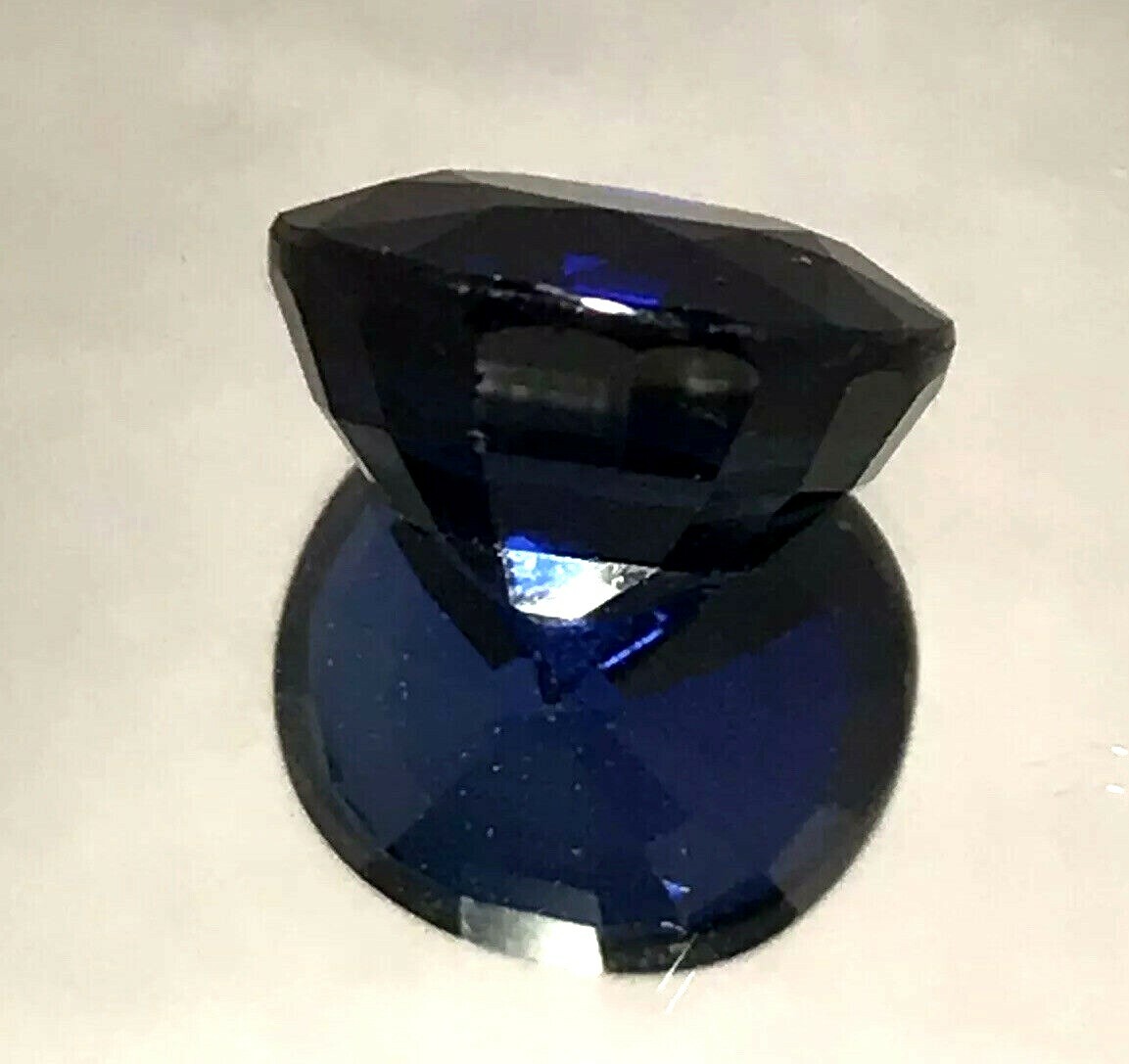 4.50 Ct Natural Blue Sapphire , Excellent Oval Cut , SI Clarity,9 mohs