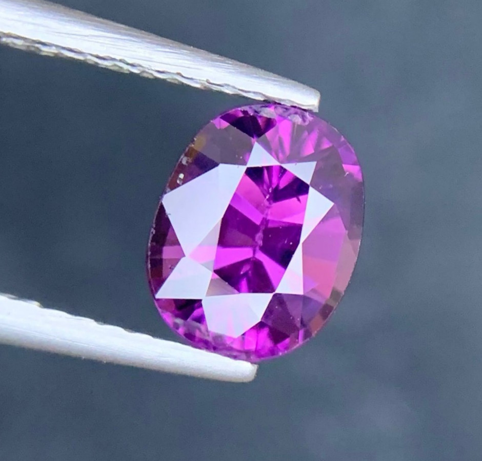 Natural Pink Spinel 1.60 Ct SI Loose Gemstone Sri Lanka Untreated