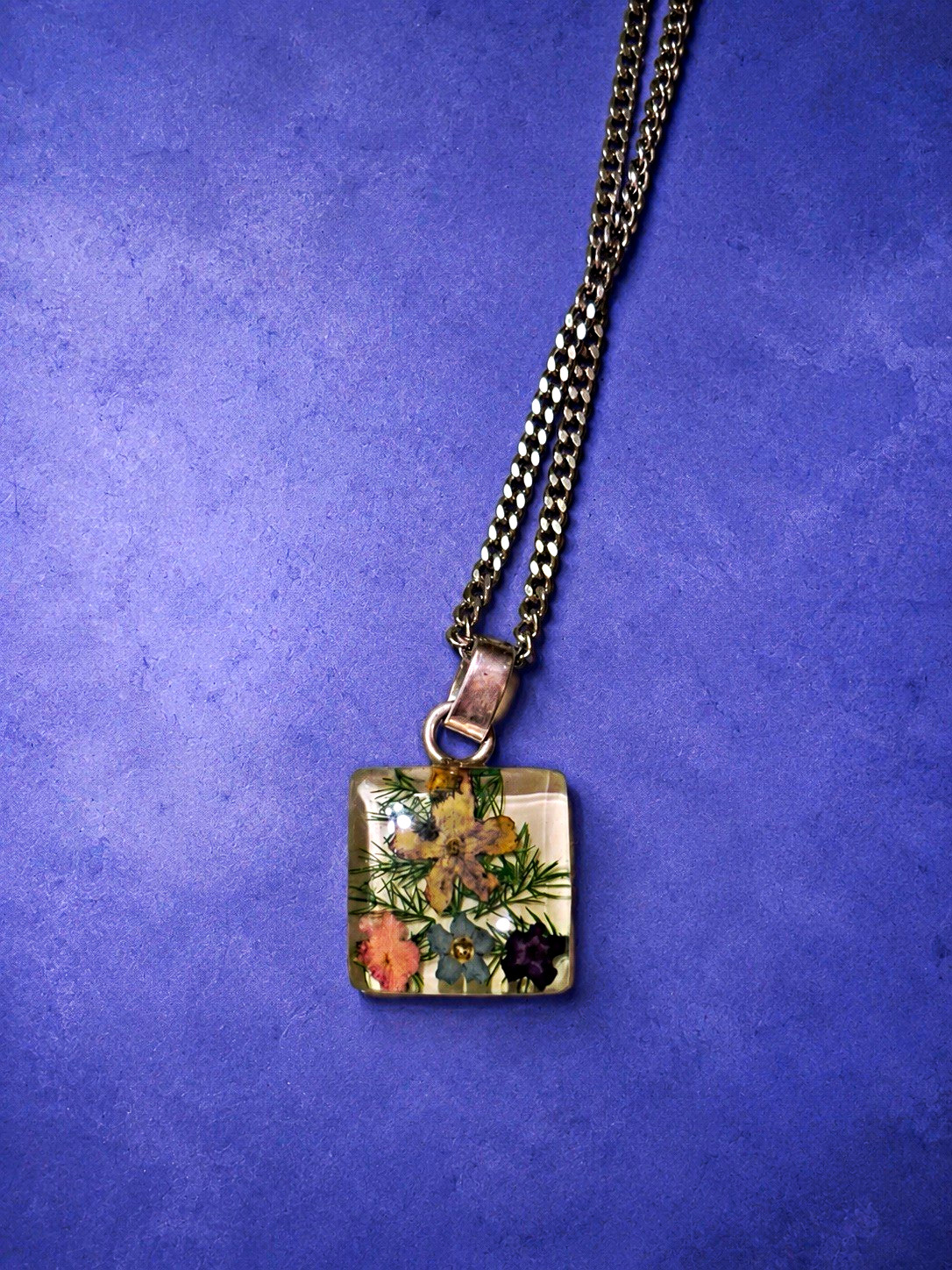 Square Floral Charm Pendant Necklace Silver-Tone Metal Box Chain
