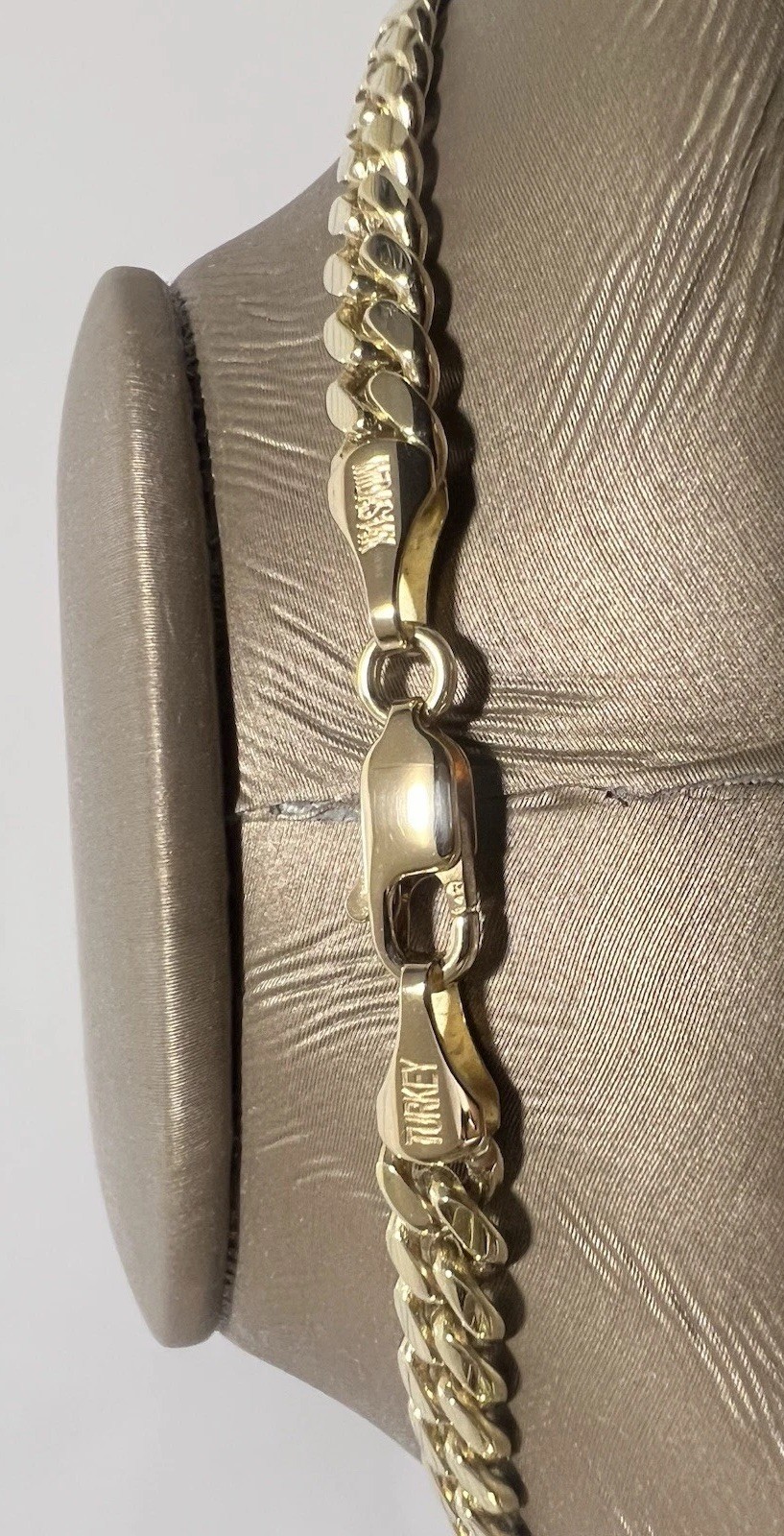 Men’s Solid 14k Yellow Gold Miami Cuban Link Chain 5mm Necklace 20” Approx. 39G.
