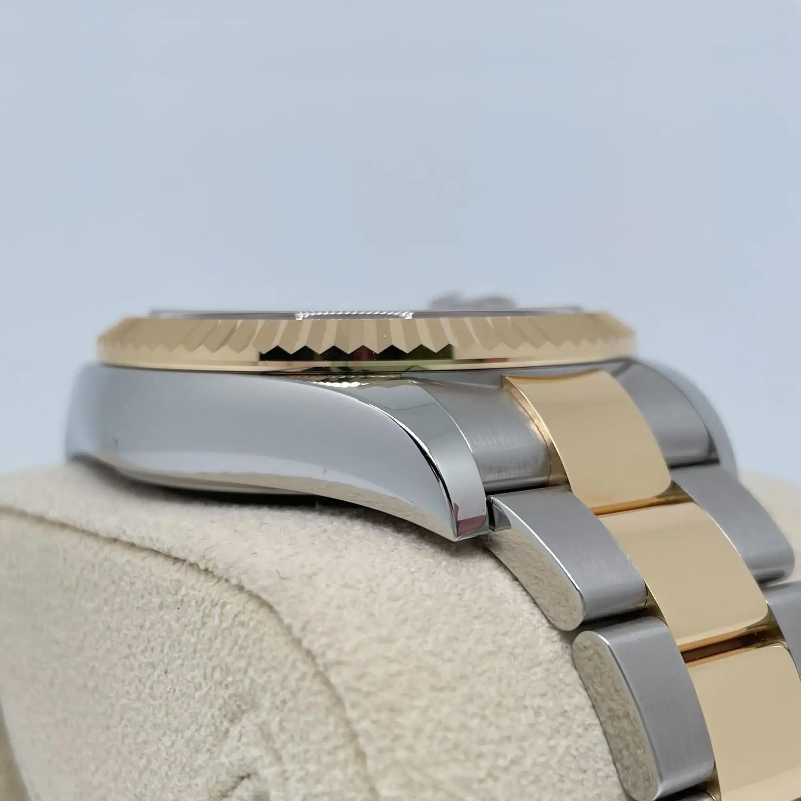 2024 New Rolex 336933 Sky-Dweller Black Dial 18K Yellow Gold Steel Oyster Watch