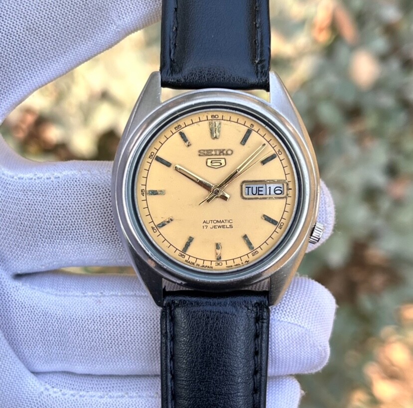 Vintage Seiko 5 Automatic Dress Formal Japan Made Men’s Watch 7009-3181