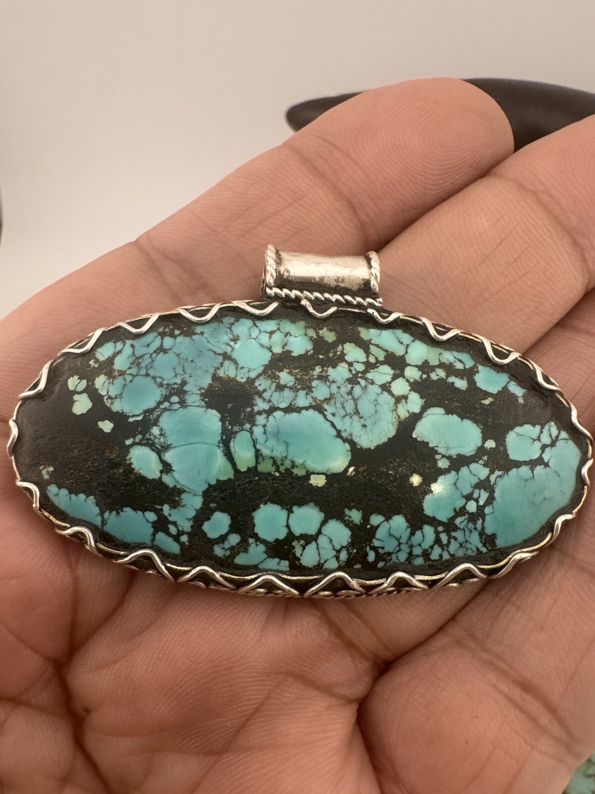 Spiderweb Turquoise Natural 24.8g (32.38×64.20×5.46) Vantage Pendant S00018
