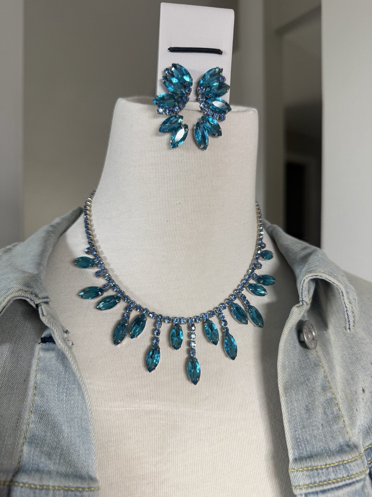 Necklace & Clip On Earrings Set Aqua Blue Rhinestone Fringe Style VTG 17” 50-60s