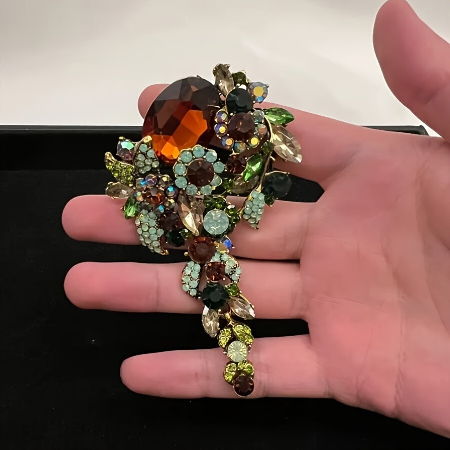 1pc Elegant Zinc Alloy Brooch with Rhinestone and Glass Crystal Accents