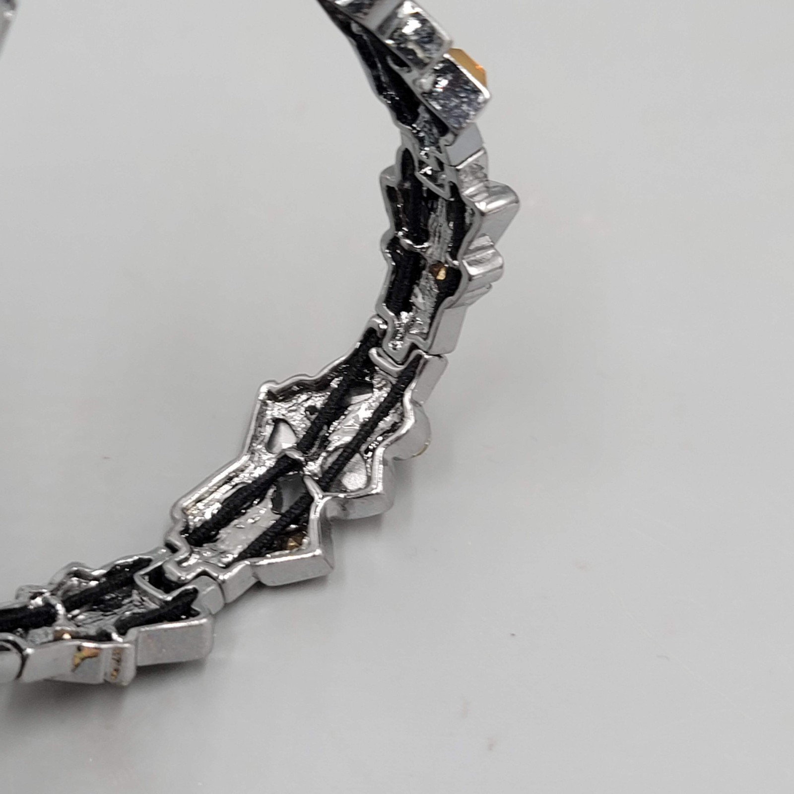 Black Yellow Rhinestone Bracelet Gun Metal Gray Metal Elastic 7″