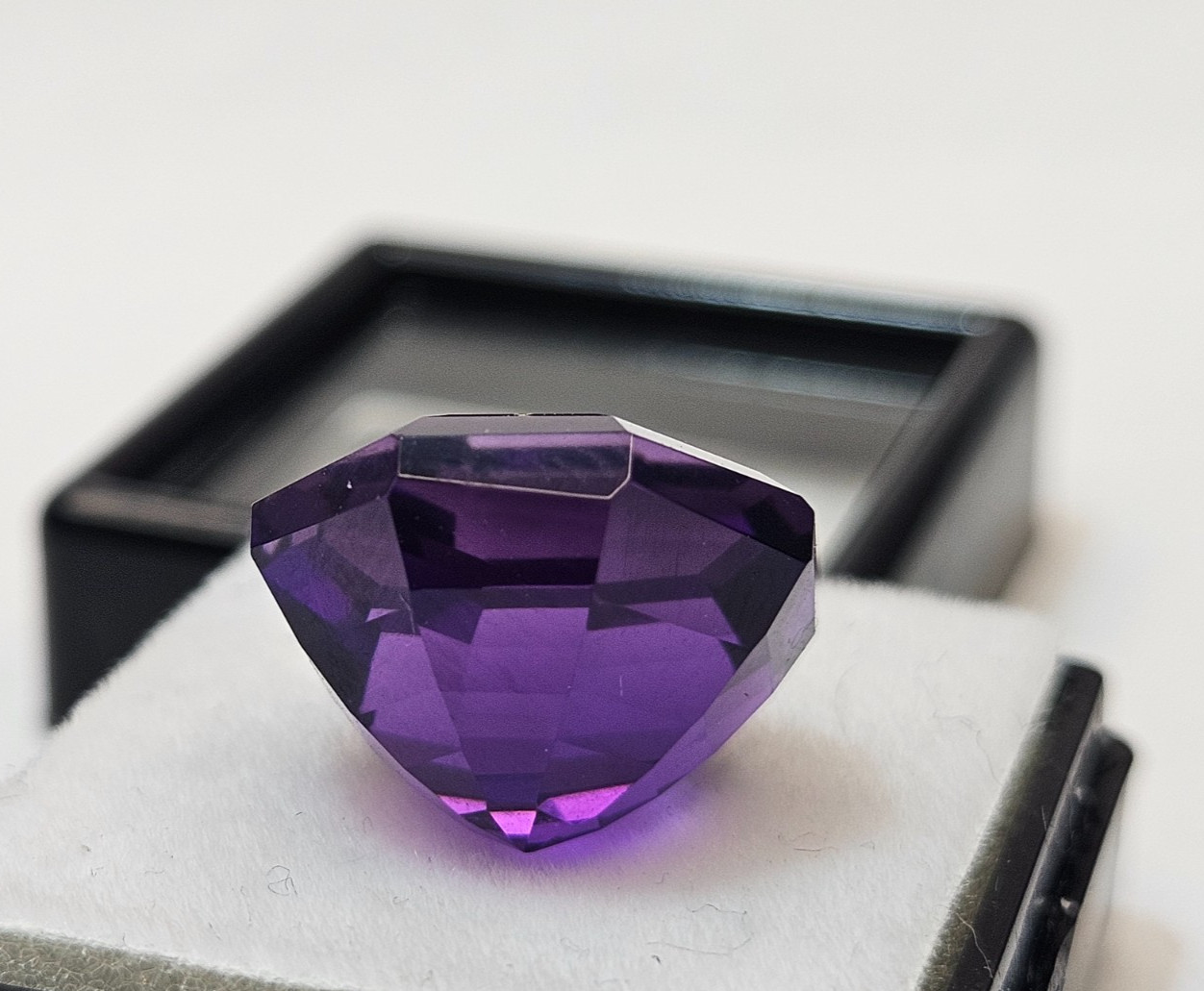 Amethyst 12+ Ct Natural Purple Hexagon Cut Loose Gemstone For Ring & Stud Making