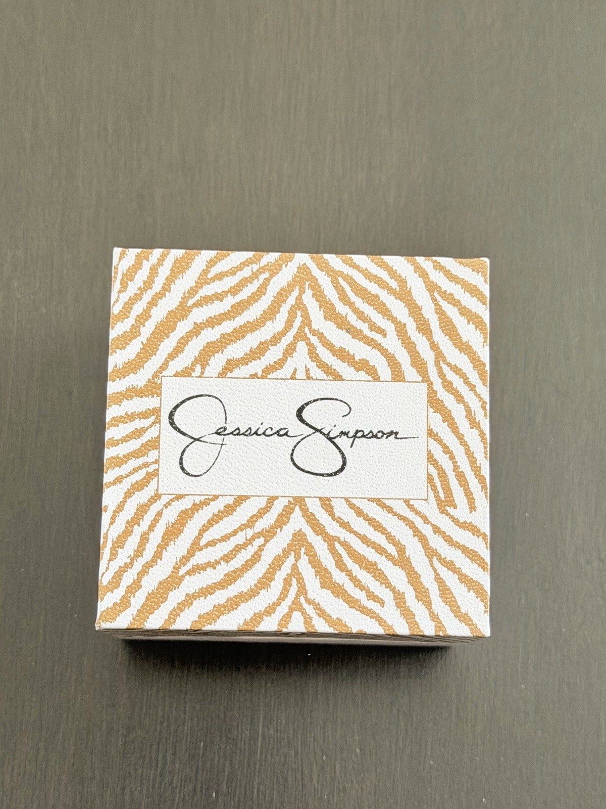 Jessica Simpson Gold Tone Stretch Fit Glitter Ring Watch Square Frame One Size