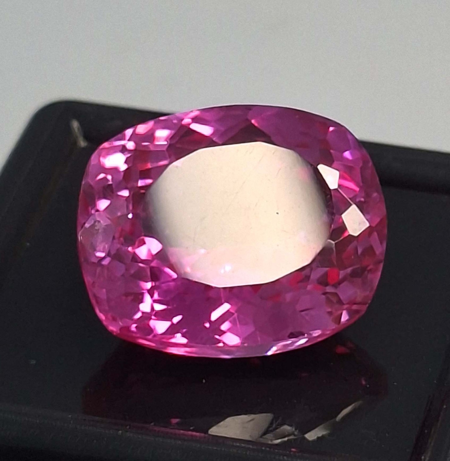 Glossy Pink Sapphire Natural Cushion Cut 14-16 Ct Certified Loose Gemstone RK288