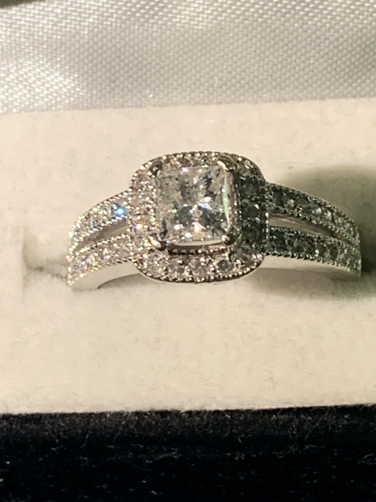 Zales 0.82ct Princess Diamond Engagement Ring 14k White Gold Size 6.5 (read)