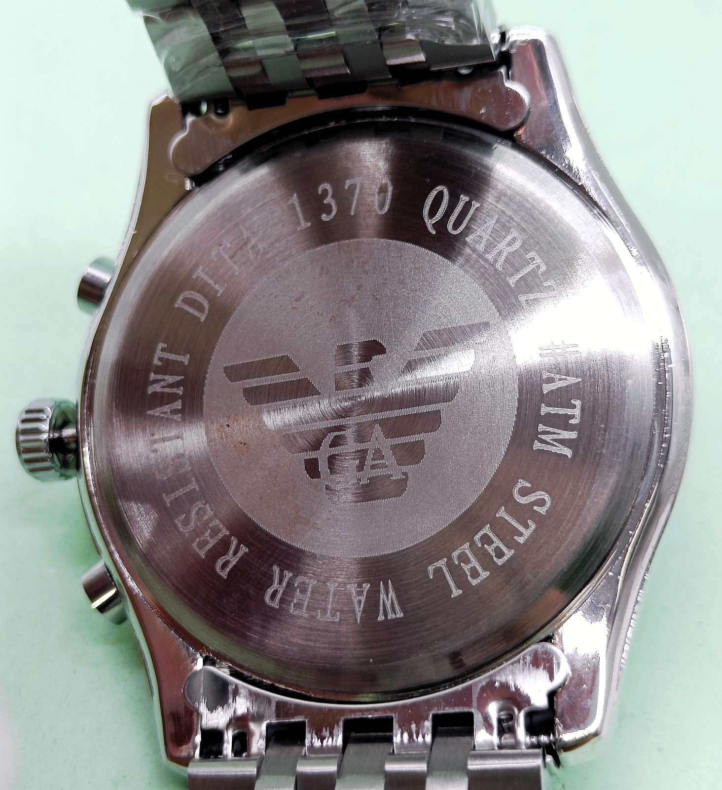 AmazingEmporio Armani Chronograph Date Indicator Quartz Analog Men’s Wrist Watch