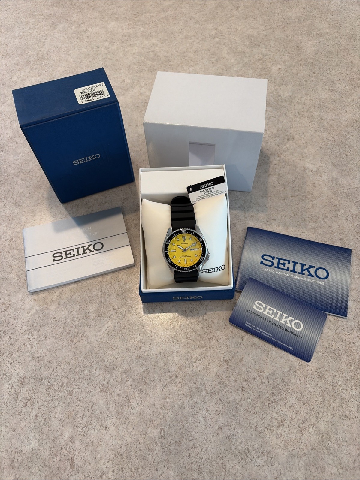 Seiko Yellow Men’s Watch – SKXA35 **New Never Worn**