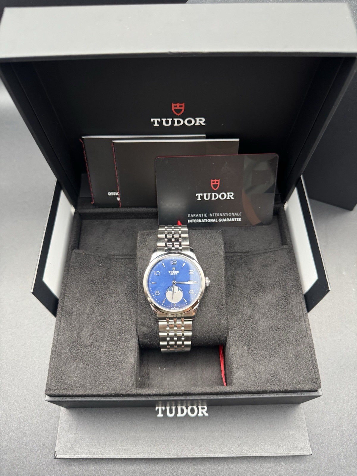 2025 Tudor 1926 Luna 39mm Mens Watch Steel Moon Phase Blue Dial M91560-0002