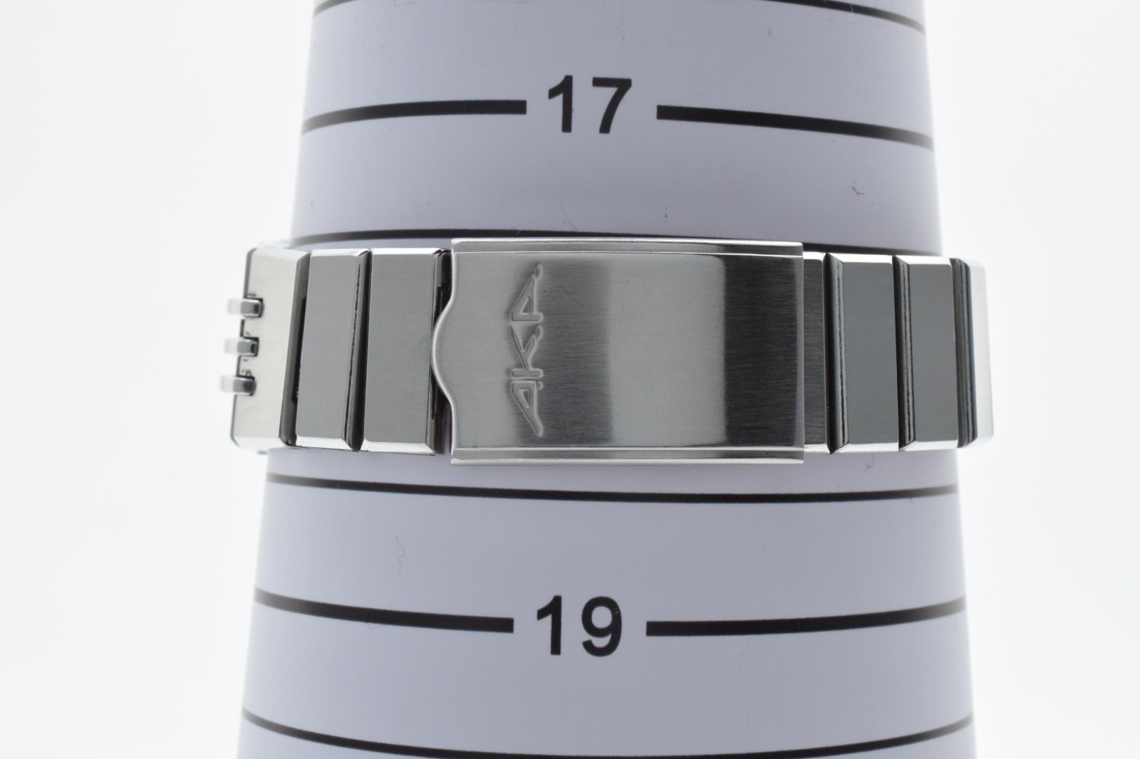 [EXC+5] SEIKO ALBA AKA V707-0A10 42mm Blue Dial Silver Quartz Men’s Watch JAPAN